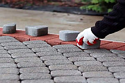 Ямочный ремонт асфальтового покрытия, укладка тротуарной и декоративной плитки Москва