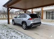 Продаю Toyota RAV4 гибрид, 2019 год Европеец в самой максимальной комплектации Бишкек
