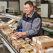 Рабочий цеха Москва