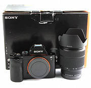 Sony Alpha a7 цифровая камера с FE 28-70mm f/3.5-5.6 Объектив OSS Москва