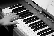 Уроки фортепиано онлайн Paris